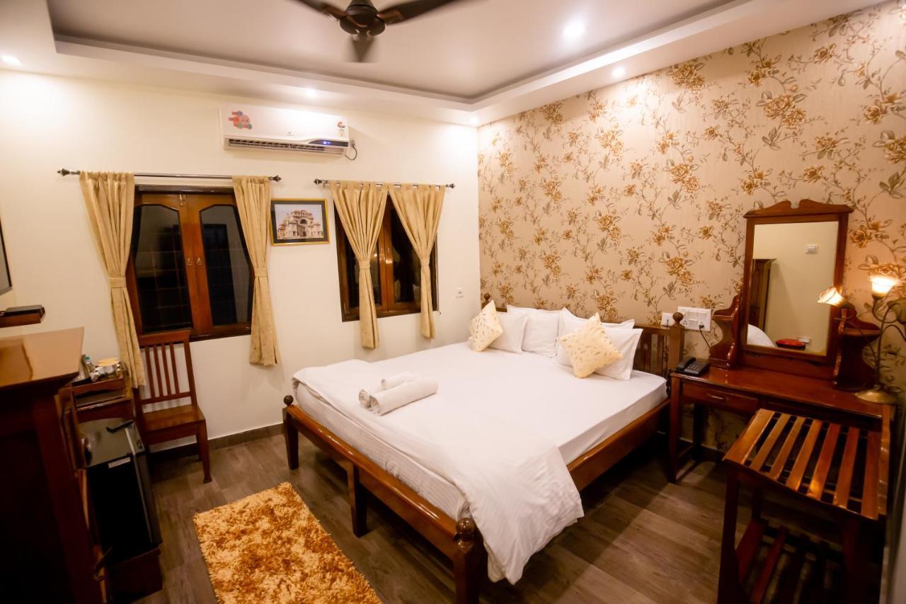 Hotel Cecil Колката Екстериор снимка