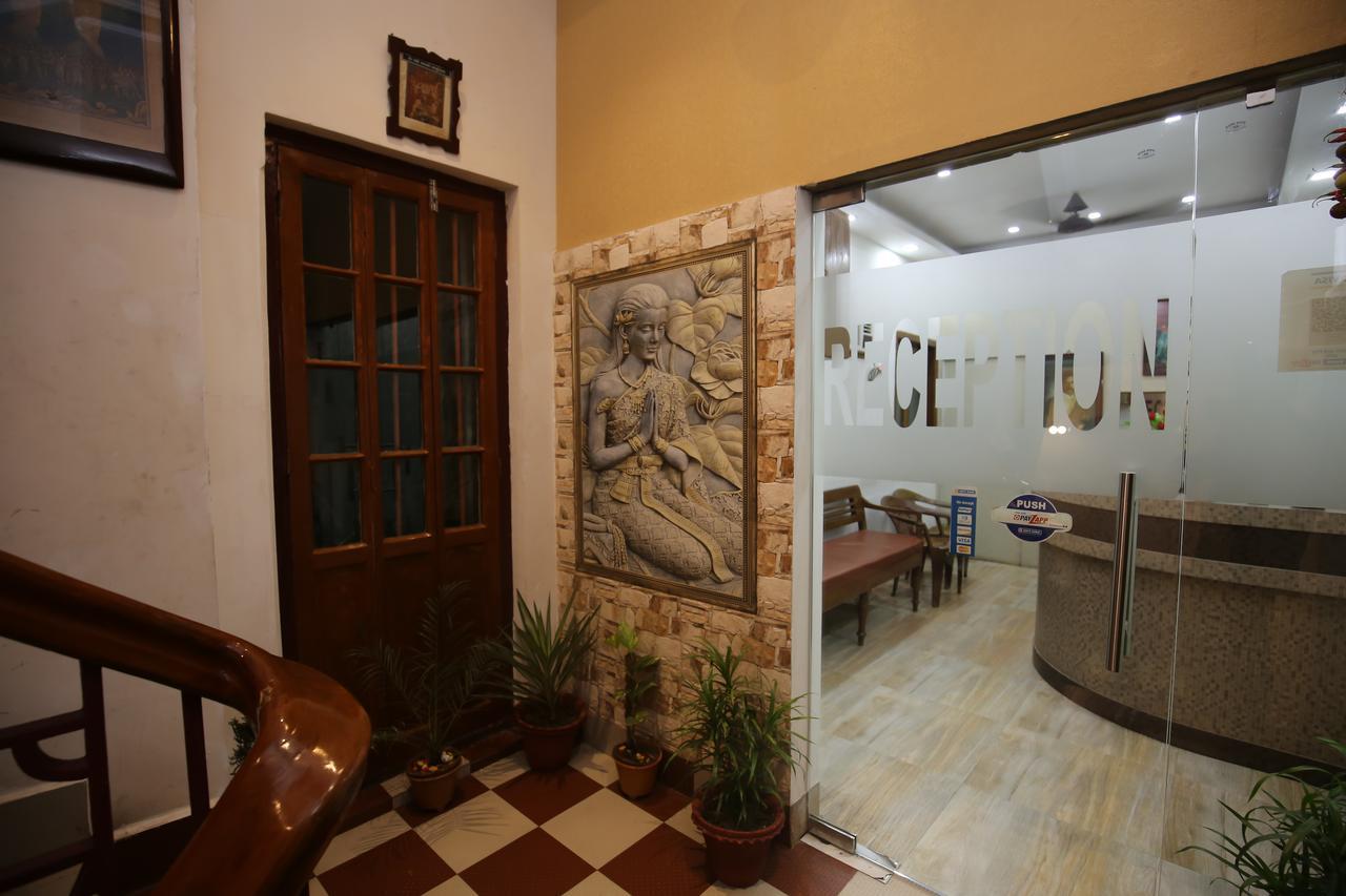 Hotel Cecil Колката Екстериор снимка